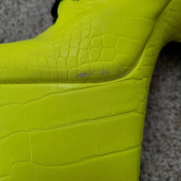 Used - Hella Heels Limited Edition Snapped - Black/Neon US 9 / EU 40 - Picture 11 of 12